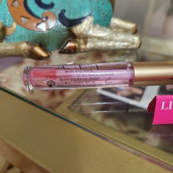 Too Faced Lip Injection Extreme Lip Plumper - Picture 3 of 3